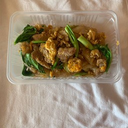 ผัดซีอิ๊วหมู