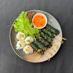 หมูย่างใบชะพลู Grilled pork with btel leves