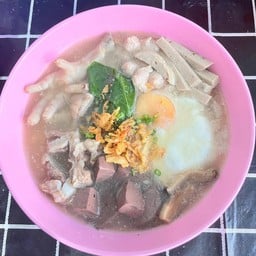 ก๋วยจั๊บญวนอุบล(ตุ่งโร่) -