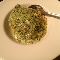 สปาเก็ตตี้คาโบผักโขม