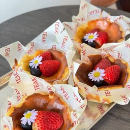 ชีสเค้กหน้าไหม้ (basque burnt cheesecake)