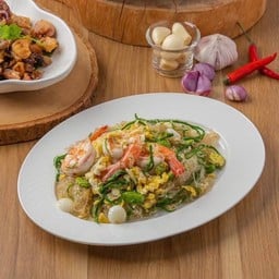 ผัดวุ้นเส้นชะอมกุ้ง