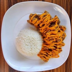 ข้าวไก่ทอดราดซอสชีส