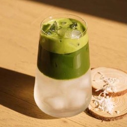 โคโคนัทมัทฉะ