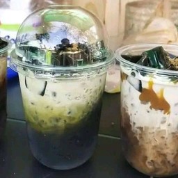 เฉาก๊วยนมสด