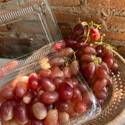 องุ่นแดงไร้เมล็ด