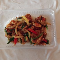 ข้าวผัดพริกเผาหมู