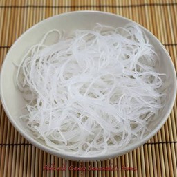 วุ้นเส้น