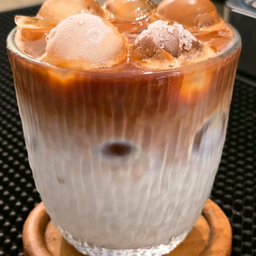 ชานมเย็น (Tea With Milk)