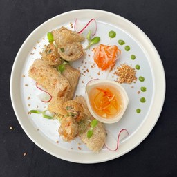 ปอเปี๊ยะทอดกุ้ง l Fried Shrimp Rolls