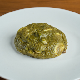 Matcha macadamia cookies