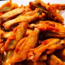 ปีกไก่ทอดน้ำปลา