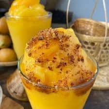 สมูทตี้ลูกพีชปั่นโรยผงบ๊วย