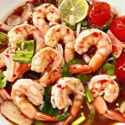 ยำกุ้งสะดุ้งน้ำ+ไข่แดงเค็ม จัดจ้าน
