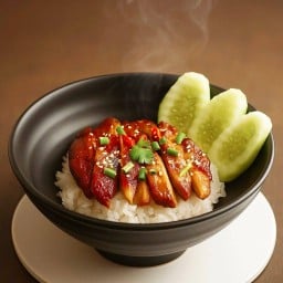 ข้าวหน้าไก่ต้มน้ำปลา