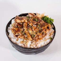 ข้าวหน้าไก่ย่างซอสเทริยากิ