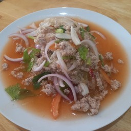 ยำหมูสับ