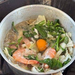 แอ๋วสุกี้โบราณธาตุดูม