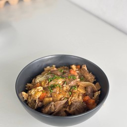 ข้าวหน้าไข่นุ่มหมูตุ๋น