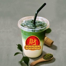 Iced Milk Matcha Green Tea/ชาเขียวมัทฉะ เย็น