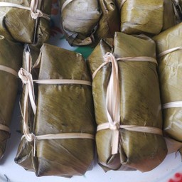 สดใหม่จ้า--ข้าวต้มมัด มัดละ