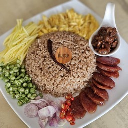 ข้าวคลุกกะปิ
