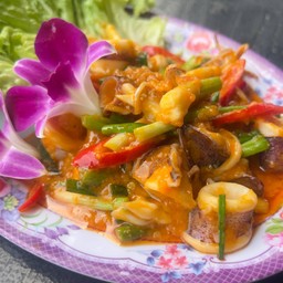 หมึกผัดไข่เค็ม