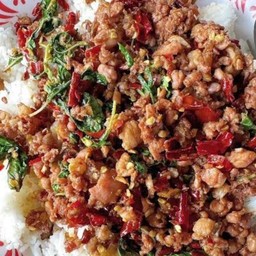 ผัดกระเพราหมูสับ