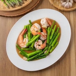 ผัดหน่อไม้ฝรั่งกุ้ง