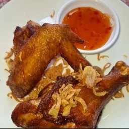 ปีกไก่ทอด 2 ชิ้น
