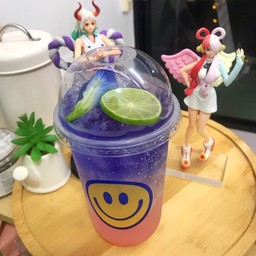 ลิ้นจี่อัญชัญมะนาวโซดา