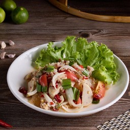ยำวุ้นเส้นหมูยอใส่หมูสับ