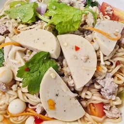 ยำแซ่บๆ ตามหายำ สุขุมวิท77