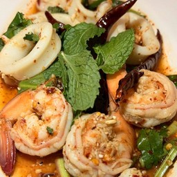 No79 ลาบทะเล