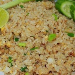 ข้าวผัดหมูชิ้น