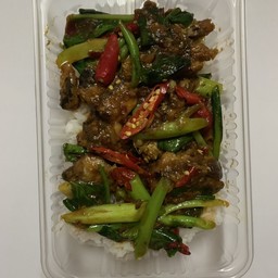 ข้าวผัดคะน้าปลากระป๋อง