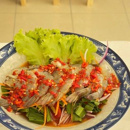 ยำกุ้งสด