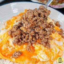 ข้าวไข่ข้นหมูสับซีอิ๊ว