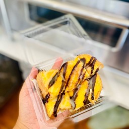 ขนมปังปิ้ง ช็อกโกแลต