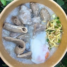 โจ๊กหมูเครื่องใน