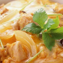 ข้าวหน้าไก่ไข่ตอก