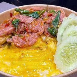 ข้าวกะเพราแหนม(หมู) ไม่รวมไข่ข้นนะ