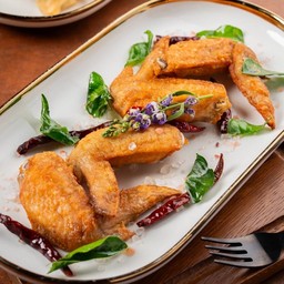 ปีกไก่กรอบทอดเกลือหิมาลายัน