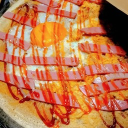 เครปพิซซ่า ไข่ไก่ แฮม หมูหยอง