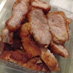 ข้าวคอหมูทอด