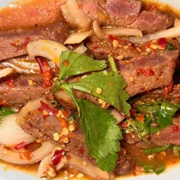 No38 ยำเนื้อย่าง (Spicy Grilled Beef  Salad)