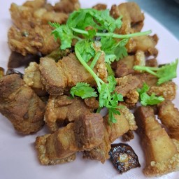 หมูสามชั้นทอดเกลือ