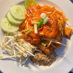 ผัดไทยกุ้งสด