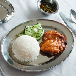 The Red House ข้าวไก่อบ