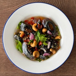 ยำไข่เยี่ยวม้า